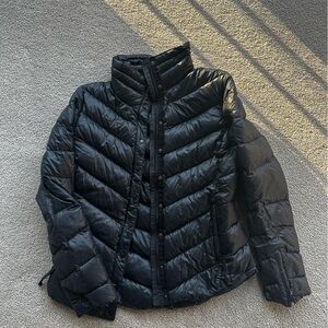 Gap Xs Women's Black Puffer Jacket